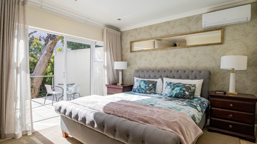 6 Bedroom Property for Sale in Newlands Western Cape